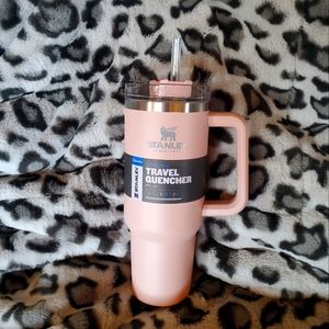 Stanley Quencher Blush 40 oz